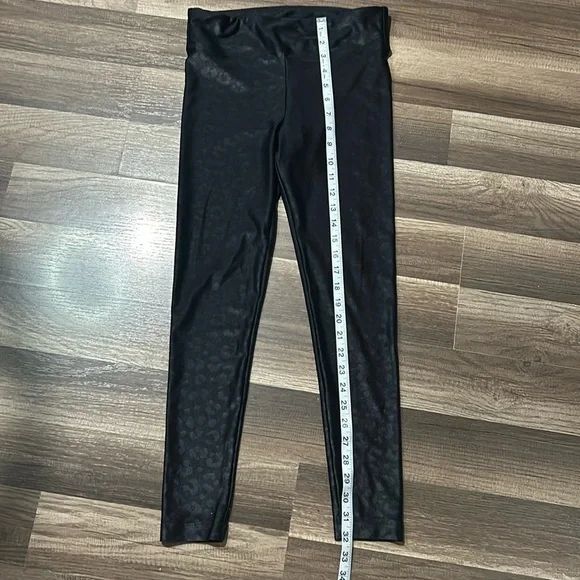 KORAL -Black Leopard Print Leggings  - Size M - LIKE NEW Hight Rise Pant - Picture 2 of 4